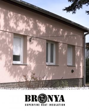 Mátrai családi ház – eredeti homlokzatstruktúra, modern hővédelem